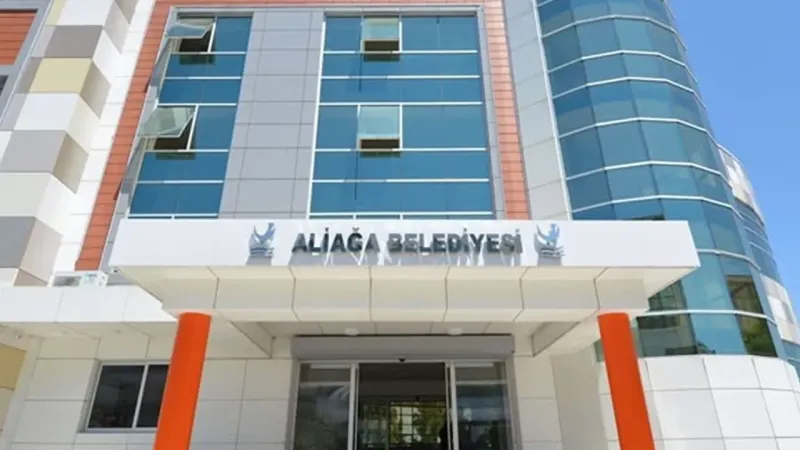Aliağa Belediyesi'nde Şok Borçlanma! Lale Devri Mi Yaşanıyor?