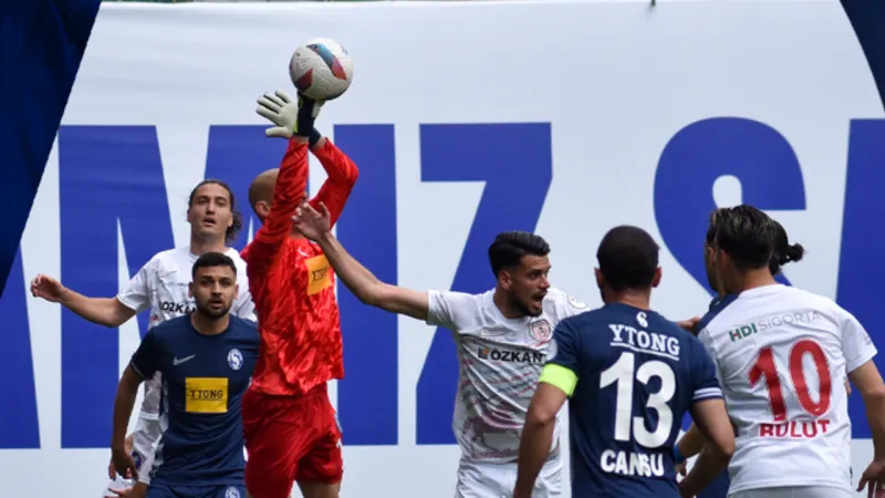 Altınordu Şoku! Lider Sarıyer'den 3 Gol Yedi!