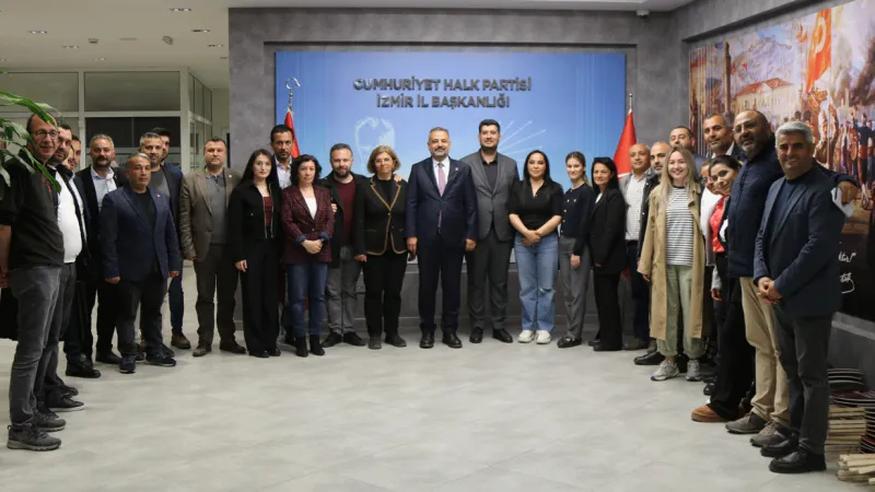 CHP'de Kritik Toplantı! Aslanoğlu'ndan İlçe Başkanlarına Mesaj Var