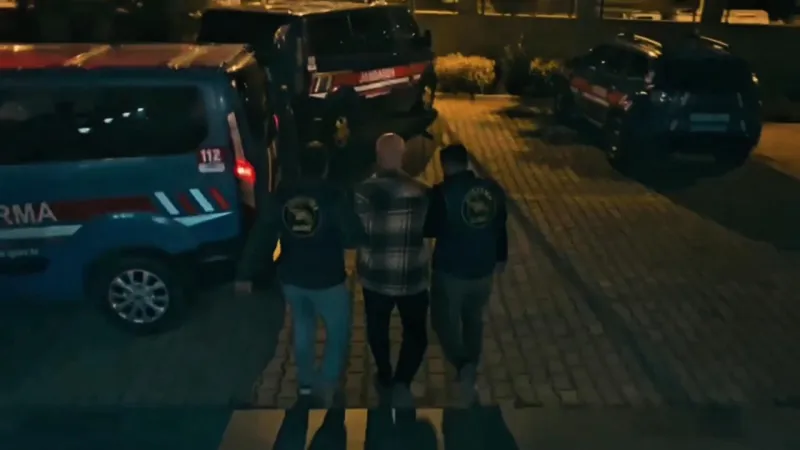 Kırmızı Bülten Alarmı! O Teröristler Türkiye'de Yakalandı!