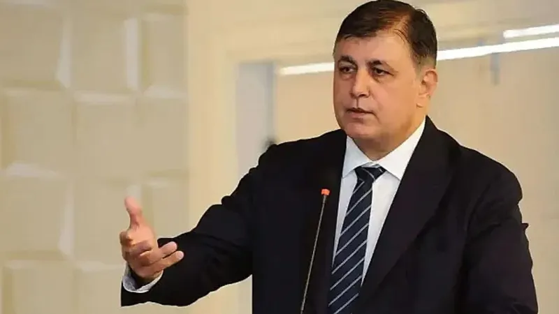 Başkan Tugay'dan Gazete Eleştirisi: İmar Haberine Sert Tepki!