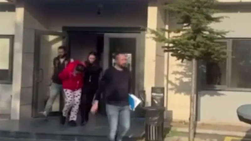 Bebek Darp Eden Bakıcı Tutuklandı! İstanbul'da Şoke Eden Görüntüler