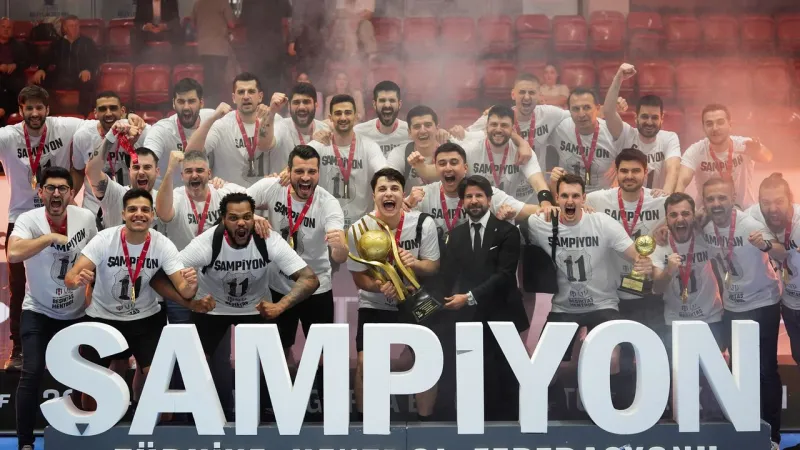 Beşiktaş Hentbol Fırtınası! Türkiye Kupası Kartal'ın Oldu!