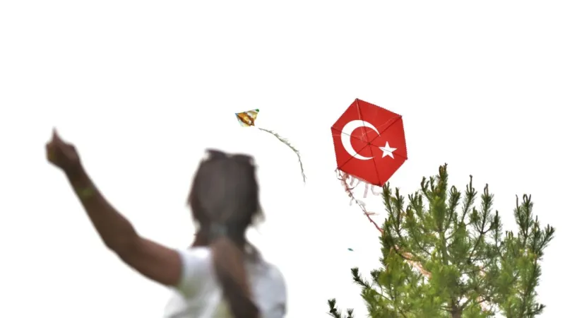 Bornova'da 23 Nisan Uçurtma Şöleni! Gökyüzü Renklenecek!