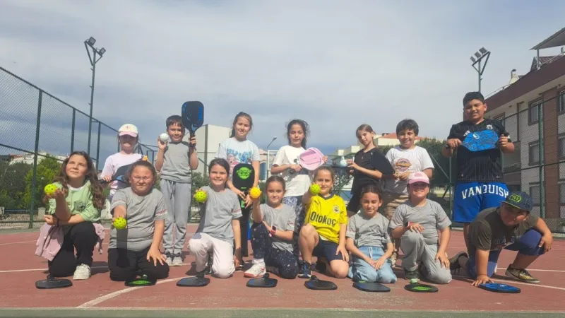 Bostanlıspor’dan İzmir’de bir ilk: Pickleball Okulu açıldı