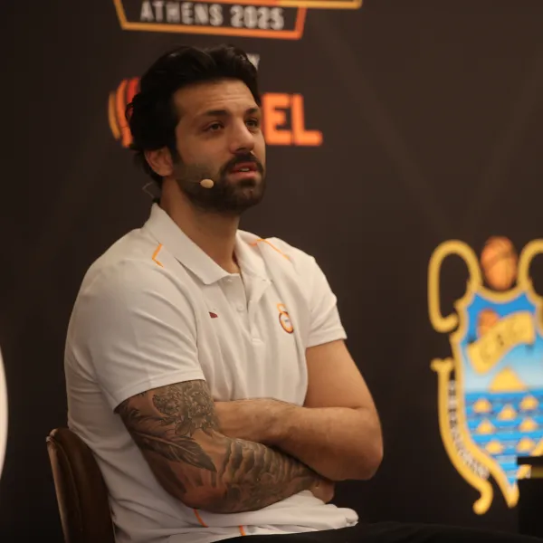 Basketbolda Dev Final! Kaptanlar Sahneye Çıktı, Sırlar Ortaya Döküldü!
