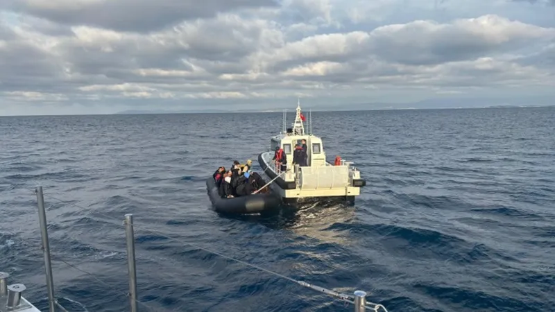 Çeşme'de Dram! 14 Çocuklu 41 Göçmen Ölümden Döndü
