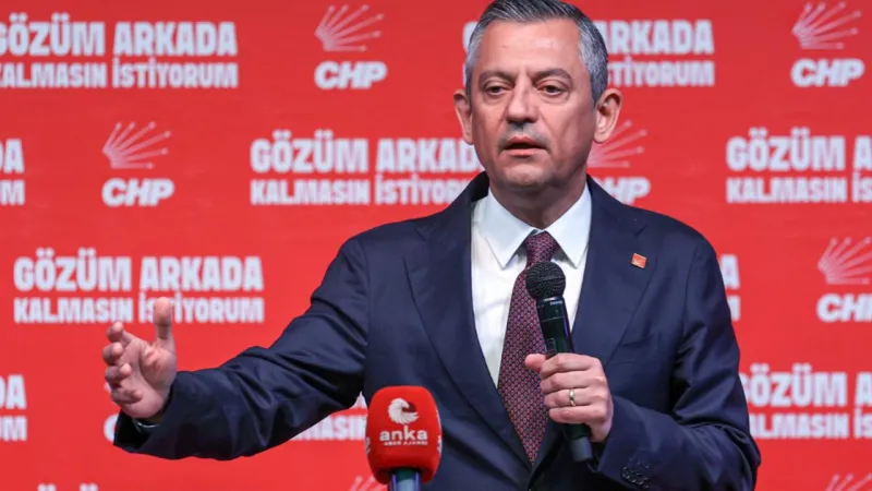 Özgür Özel'den Otizm Sempozyumu Çıkışı: Siyaset Yapılacak Yer Değil!