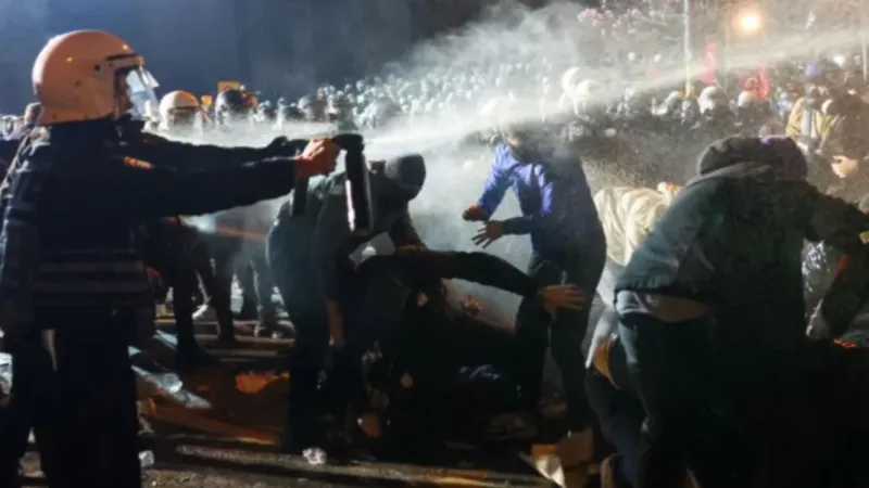 Esila Ayık Neden Hala Tutuklu? Eren Üner'e İşkence Mi Edildi? Şok İddialar!