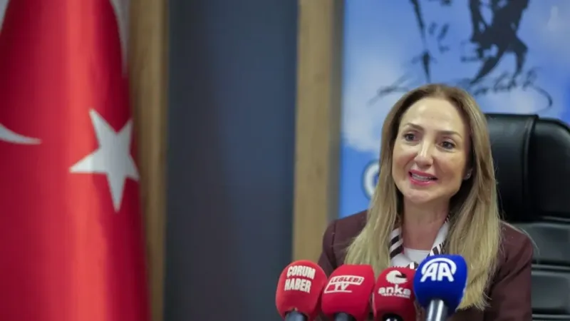Nazlıaka'dan Sezaryen Tepkisi: Kadınların Bedeninden Elinizi Çekin!