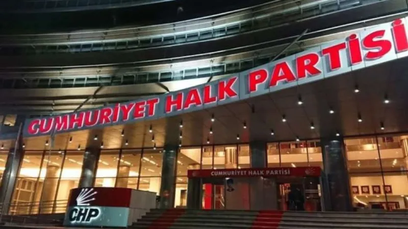 CHP Kurultayı: İzmir'den Kimler PM ve YDK'ya Seçildi? ŞOK İSİMLER!