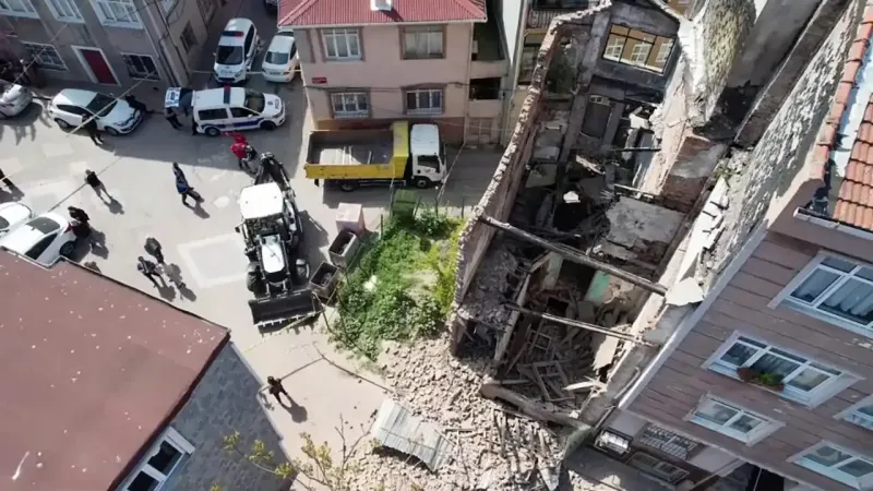 İstanbul Depremi Fırsatçılarına Bakanlık Uyarısı! Fahiş Fiyatlara Son!