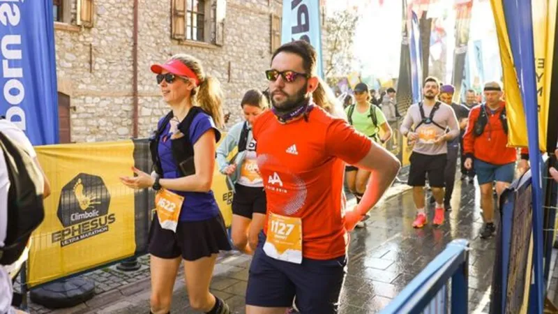 Efes Ultra Maratonu 2025: Tarihi Rota, Nefes Kesen Anlar!