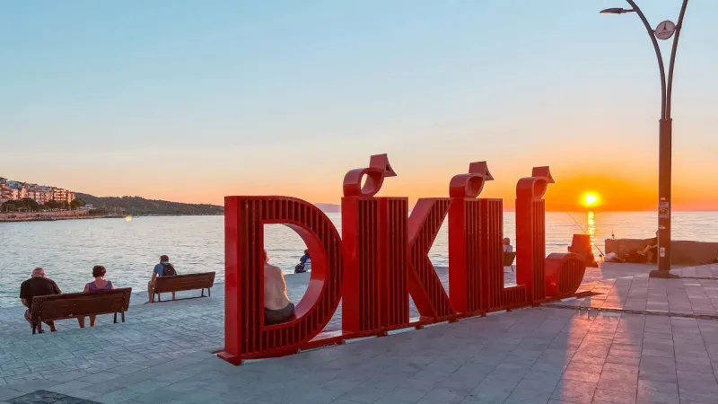 Dikili'nin Saklı Cennetleri: Ege'nin İncisi'ne Yolculuk Rehberi!