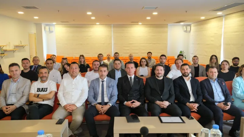 Yapay Zeka Çağı: EGİAD'dan Şirketlere Kritik Rekabet Uyarısı!