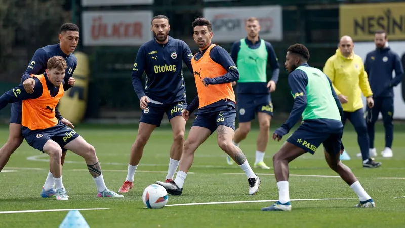 Fenerbahçe Beşiktaş Derbisi İçin Start Verdi! İşte İlk İpuçları