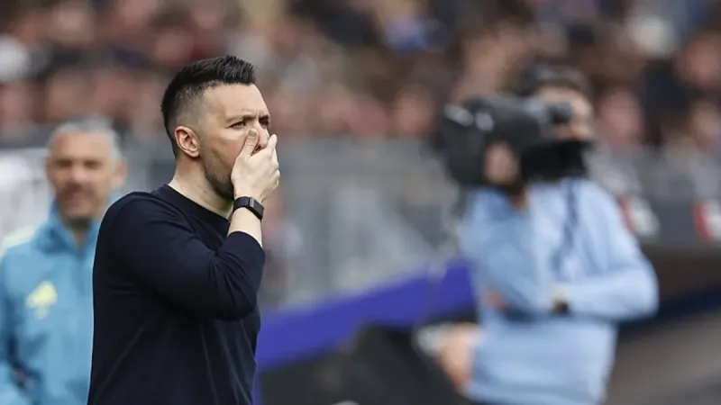 Farioli'nin Ajax'ı Şoke Etti! 4 Gollü Hezimetin Perde Arkası
