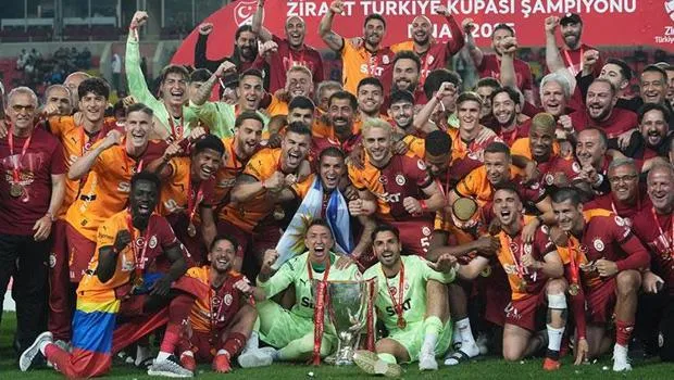 Galatasaray'dan Kupa Zaferi! 5 Yıllık Hasret Son Buldu!