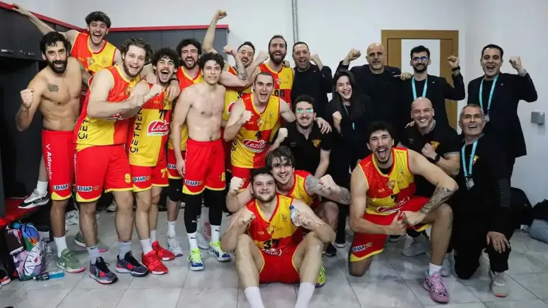 Göztepe Fırtınası! Play-Off'ta Zirveye Koşuyor