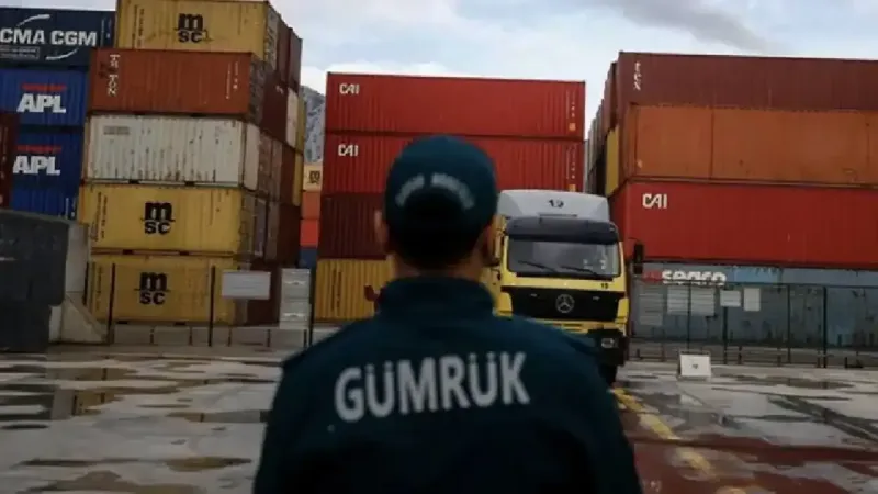 Gümrükte Şok Baskın! 211 Lüks Araca Ne Oldu?