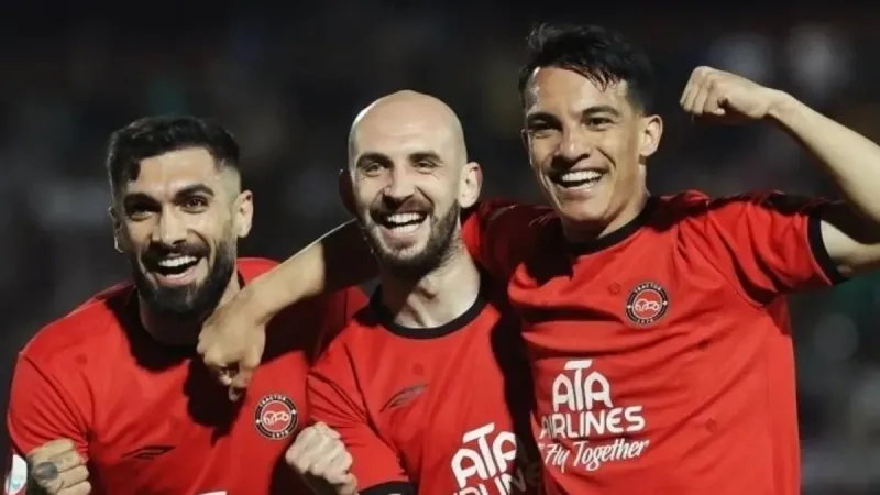 İran'da Devrim: Türk Takımı Tractor FC Şampiyon!
