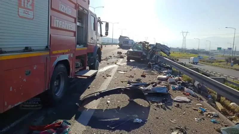 İzmir Otoyolunda Kan Donduran Kaza! Çıkışı Kaçıran Sürücü Öldü