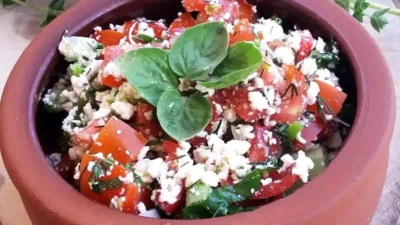 Çingene Pilavı: İzmir Sofralarının Gizli Lezzeti! Tarifi Burada!