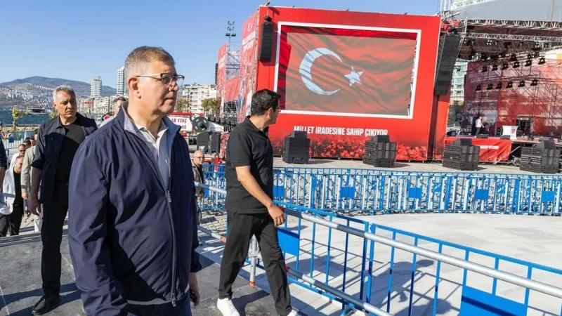 İzmir'de 19 Mayıs heyecanı | Tugay: Gençliğin bayramı, tüm ülkemize moral verecek