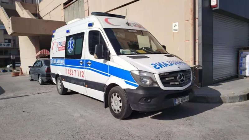 İzmir'de Ambulansa Saldırı! Şoförün Kabusu Devam Ediyor