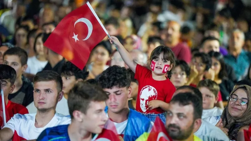 İzmir'de 23 Nisan Coşkusu! Gaziemir'de Çocuk Şenliği Başladı!