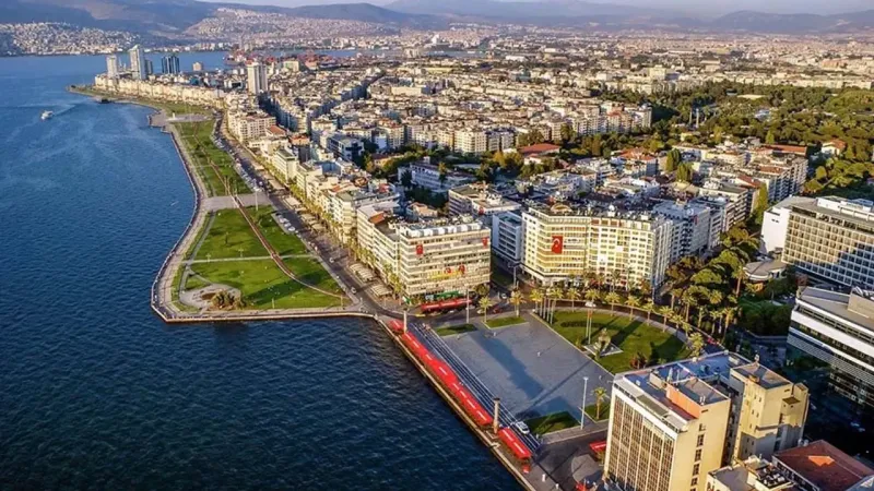 İmamoğlu İzmir'i Sallayacak! Tarih Verildi, Miting Coşkusu Başlıyor