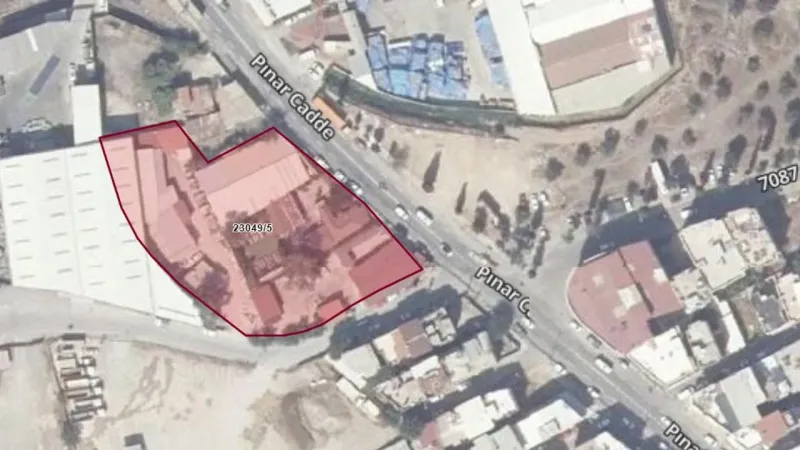 Eski Başkan İduğ'dan Bomba İtiraz! İzmir'de İmar Planı Krizi!