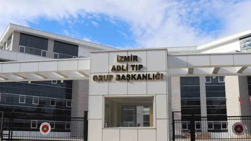 İzmir'de Kan Donduran Cinayet! Vekil Oğlundan Annesine Şok Saldırı