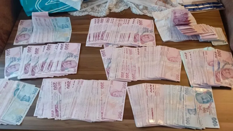 İzmir'de FETÖ Operasyonu! Şafak Baskınıyla Gözaltılar Başladı!