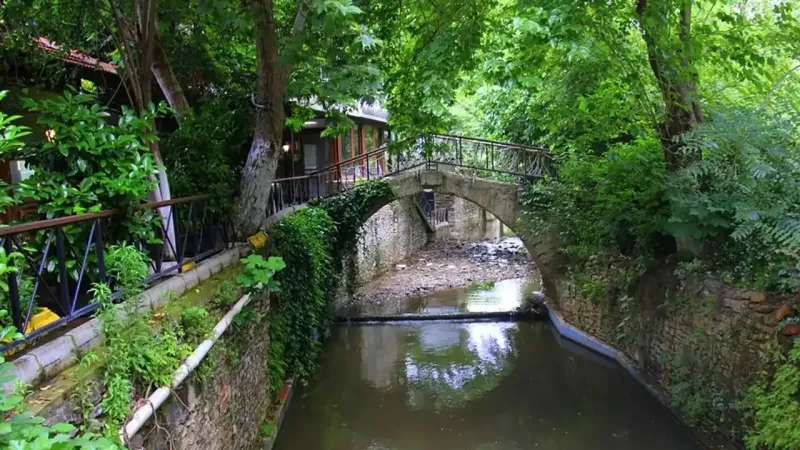 İzmir'in Saklı Cenneti: Dereköy'ün Sırları Açığa Çıktı!