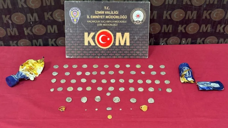 İzmir'de Diş Macununda Define! Tarihi Eser Kaçakçıları Yakalandı