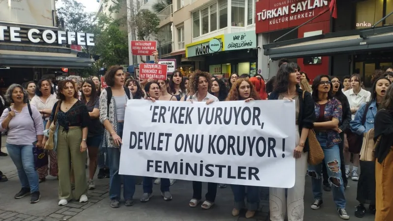 İzmir'de Kadınlar Ayakta! Cinayetlere Karşı İsyan Zamanı!