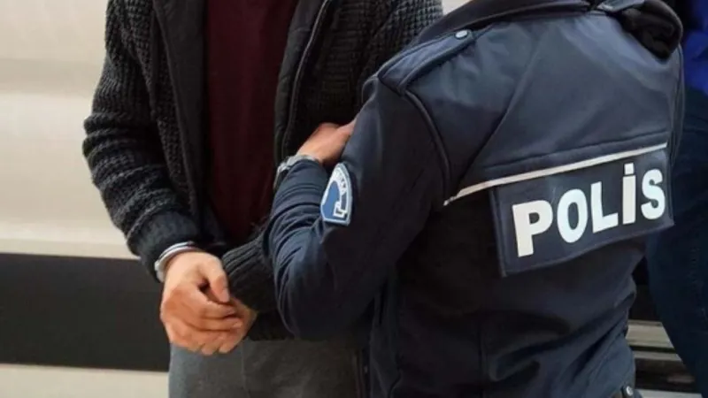 İzmir'de Trafik Magandası Döner Bıçağıyla Saldırdı! Şoke Eden Anlar!