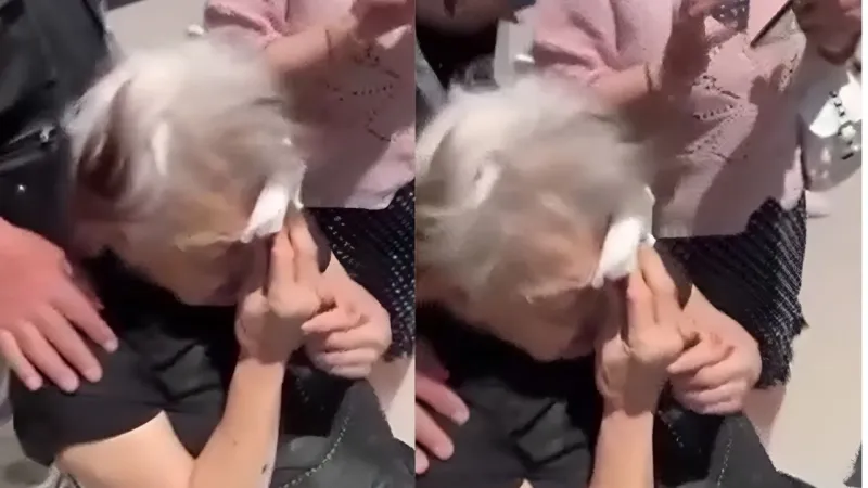 İzmir'de Yaşlı Kadının Kaldırım İsyanı: Düşme Anı Kamerada!