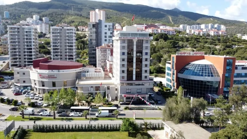 İzmir'de Ölümsüzleşen Hekim: Dr. Ergün Demir'in Adı Nerede Yaşayacak?