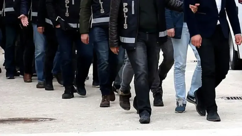 İzmir'de Şok Operasyon! 6 Suç Örgütü Çökertildi, Kimler Tutuklandı?
