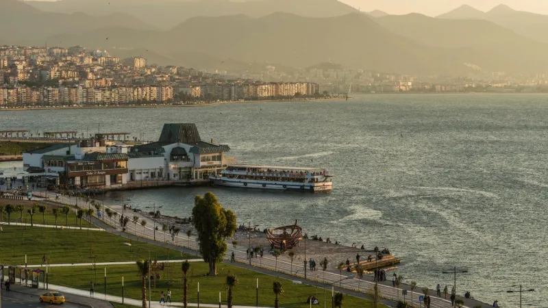 Konak'ta Kiralık Ev Fiyatları Şok Etti! İzmir'de Yaşamak Hayal Mi?