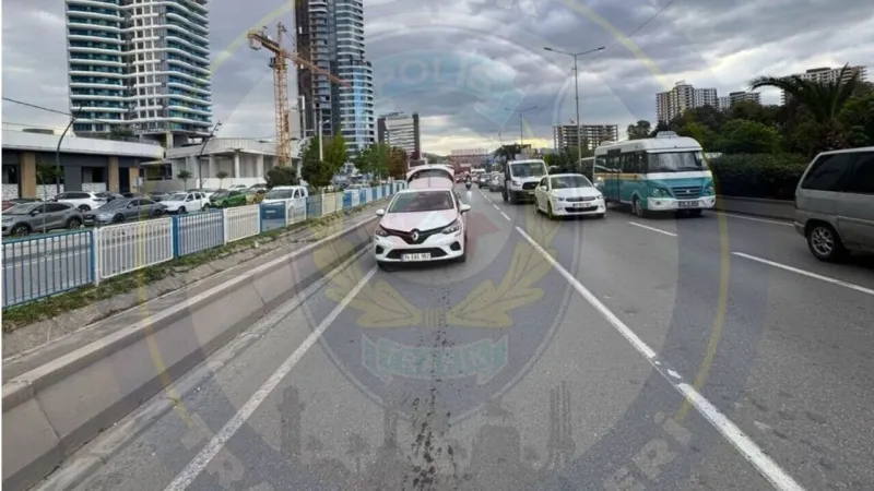 İzmir'de Trafik Kabusu! Bornova Yolu Neden Kilitlendi?