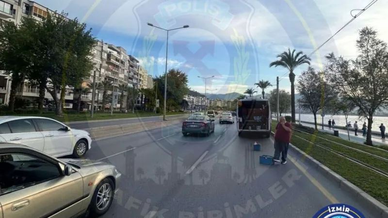 İzmir'de Trafik Alarmı! Küçükyalı'da Sağ Şerit Neden Kapalı?