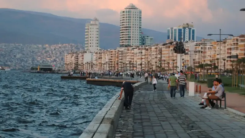 İzmir'in Kanayan Yarası! İzmirliler Hangi Sorundan Bıktı?