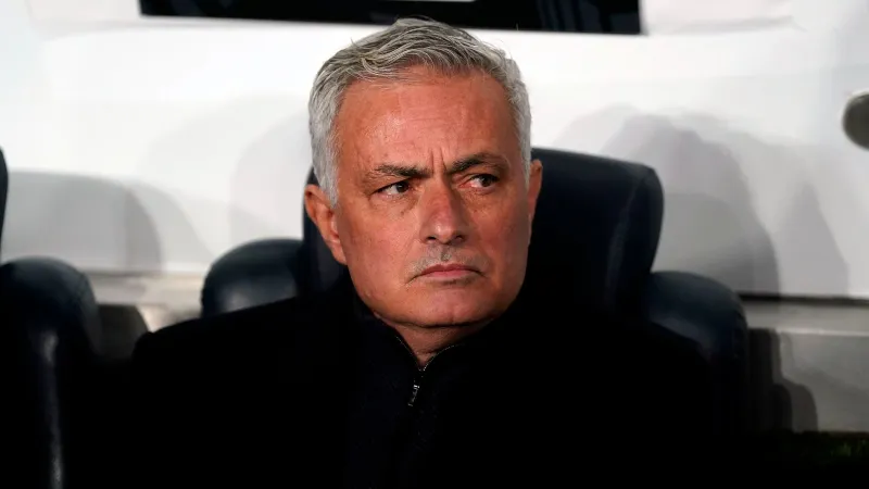 Mourinho'nun Fenerbahçe'den Ayrılığı Mı? İşte Şok Eden Tazminat Bedeli!