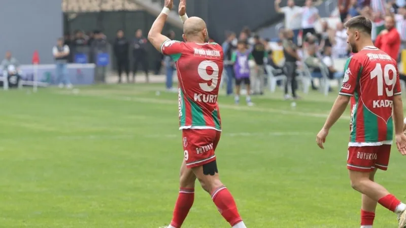İshak Kurt'tan Gol Zirvesi! Karşıyaka'nın Makinesi Durmuyor