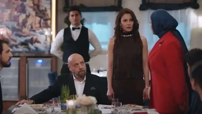 Kızılcık Şerbeti Yeni Bölüm: Ne Zaman, Saat Kaçta? Şok Ayrılıklar!