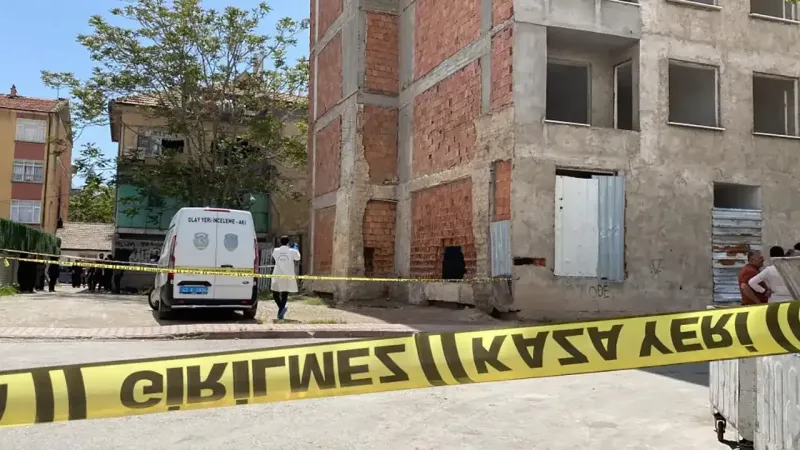 Konya'da Şok! İnşaatta Ceset Bulundu: Kokunun Sırrı Çözüldü