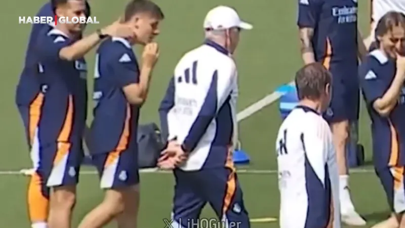 Arda Güler'e Lucas Vazquez'den Sevgi Seli! O Anlar Kamerada!